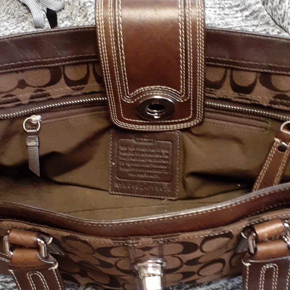 Coach bag - Picture 2 of 2